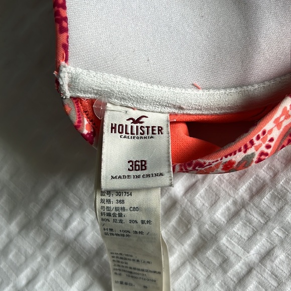 Hollister Paisley Push Up Bikini Top - Picture 6 of 6